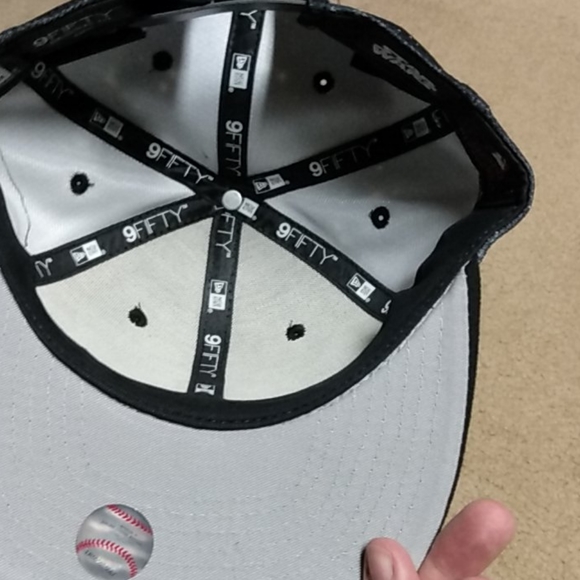 Was a gift and was not into starwars - Picture 5 of 5